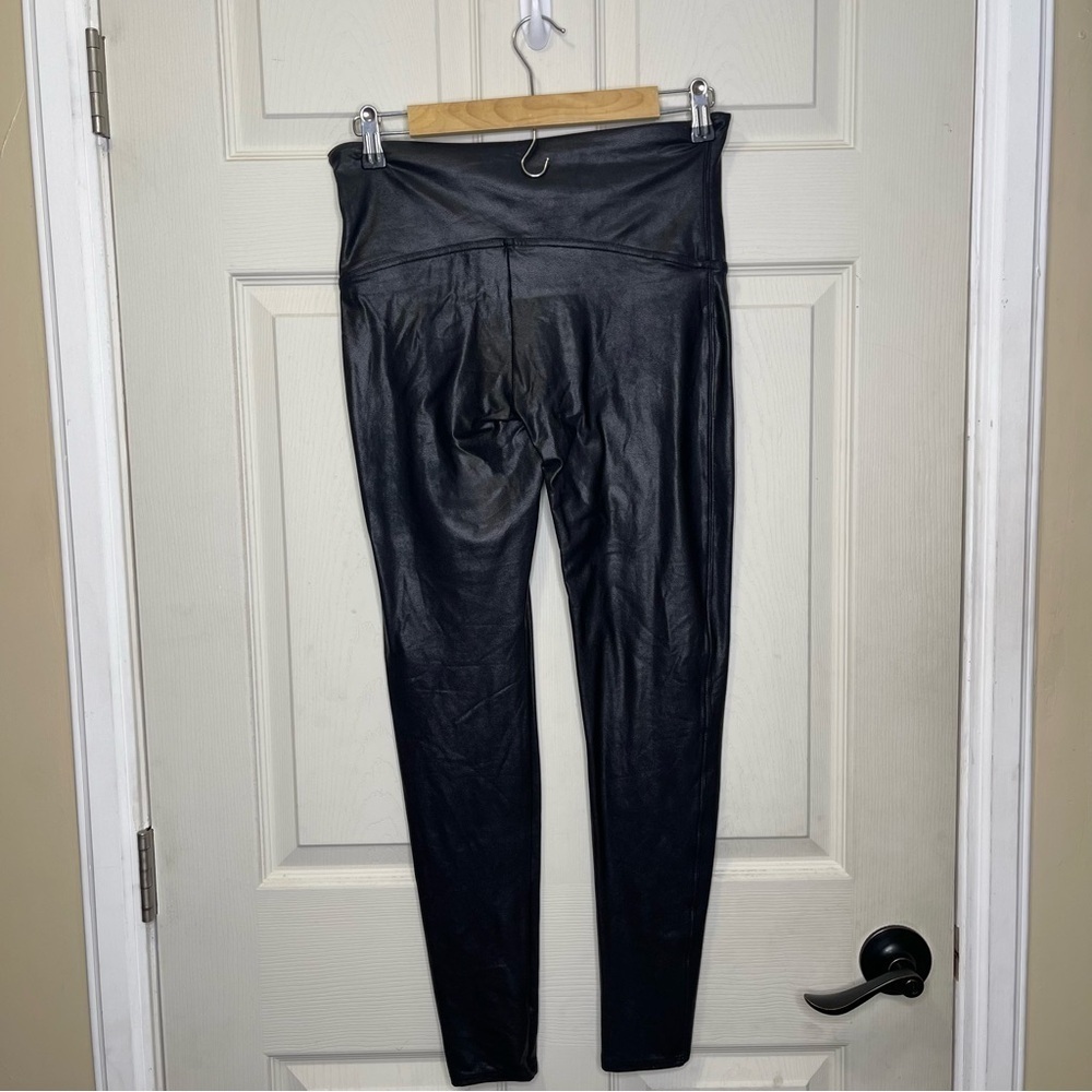 Spanx Women’s Black Faux Leather Leggings Sz XL - Picture 6 of 6